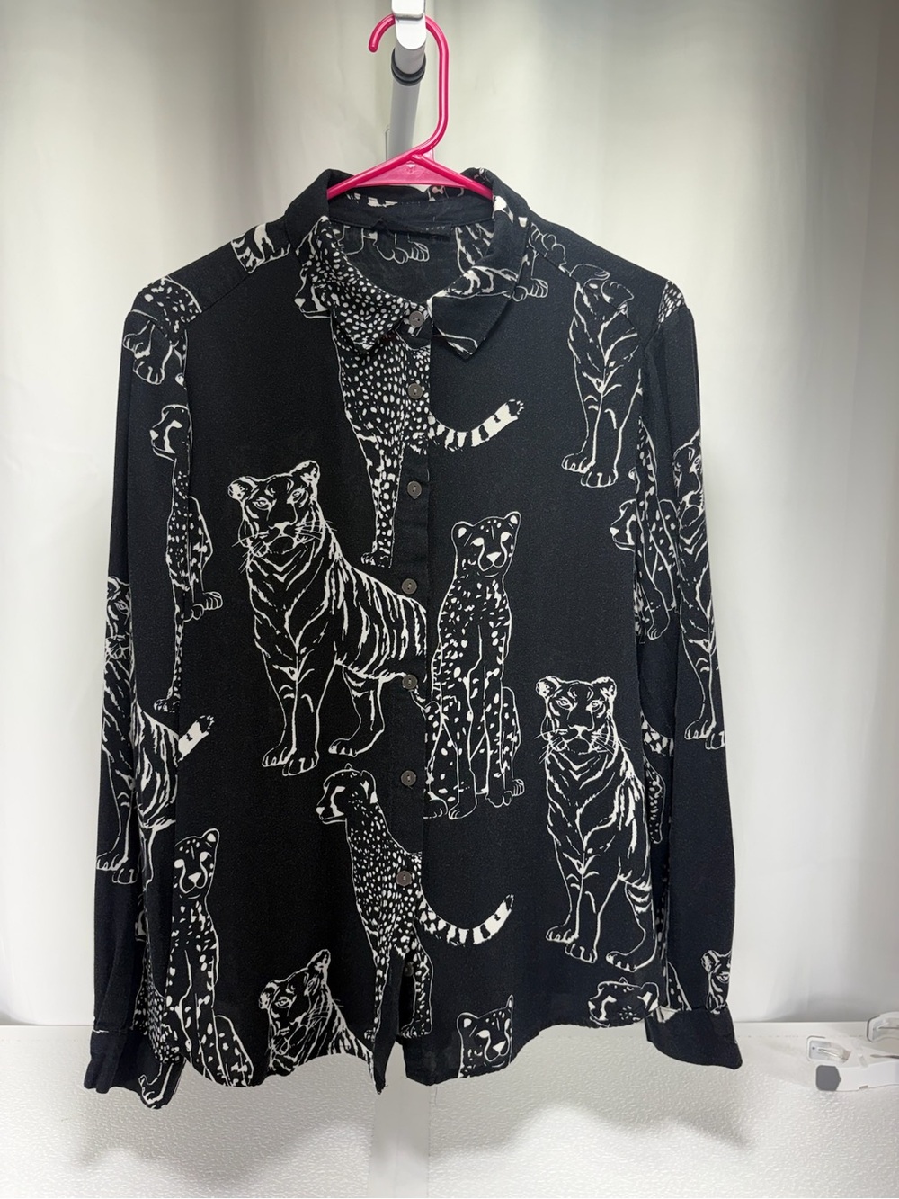 Jane and Delancey Black Button-Down Shirt with White Animal Sketch Print 4588